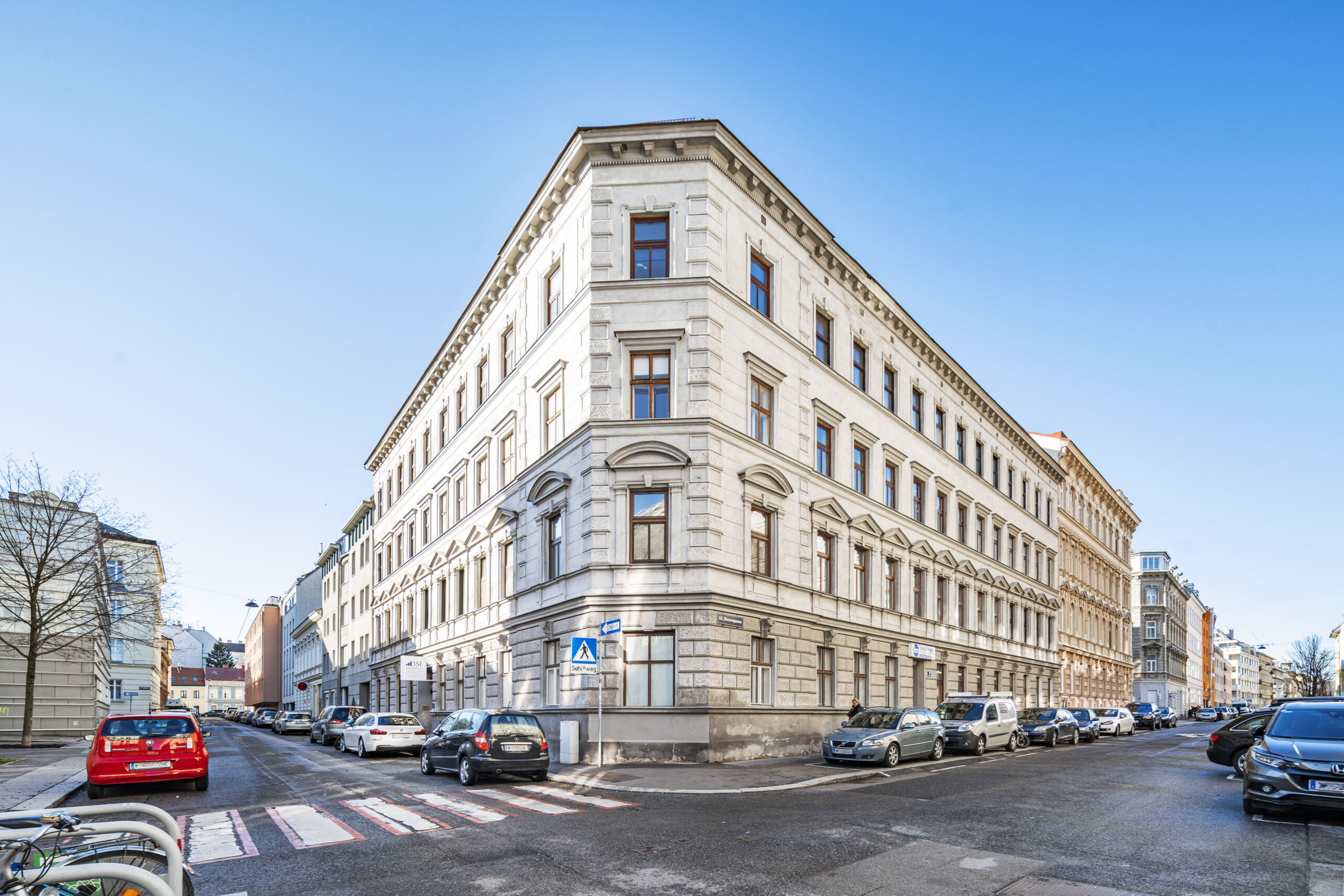 Das nächste Altbau-Projekt des Zinshausentwicklers 3SI Immogroup steht in den Startlöchern: Ende Februar beginnen die Bauarbeiten in der Ehrenfelsgasse 12, 1120 Wien.